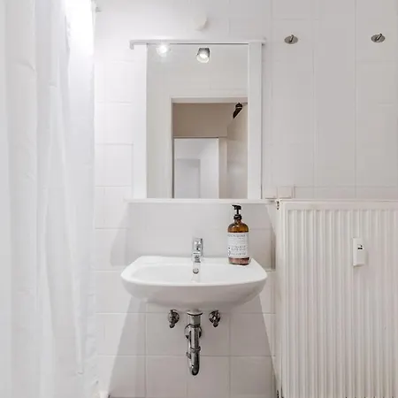 Unique Ap Kreuzberg 4 Bed Apartment