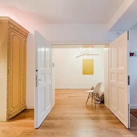 Apartment Unique Ap Kreuzberg 4 Bed Berlin