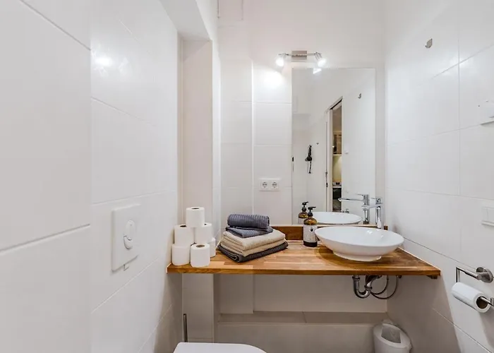 Unique Ap Kreuzberg 4 Bed شقة