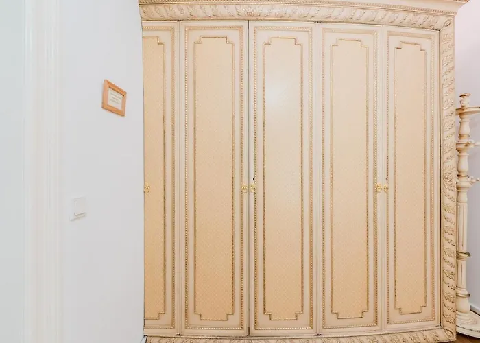 Unique Ap Kreuzberg 4 Bed Lägenhet Berlin