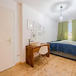 Unique Ap Kreuzberg 4 Bed