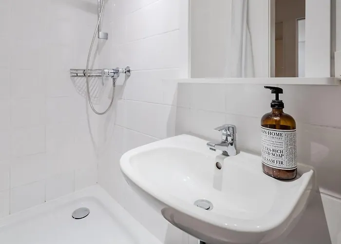 Unique Ap Kreuzberg 4 Bed ベルリン